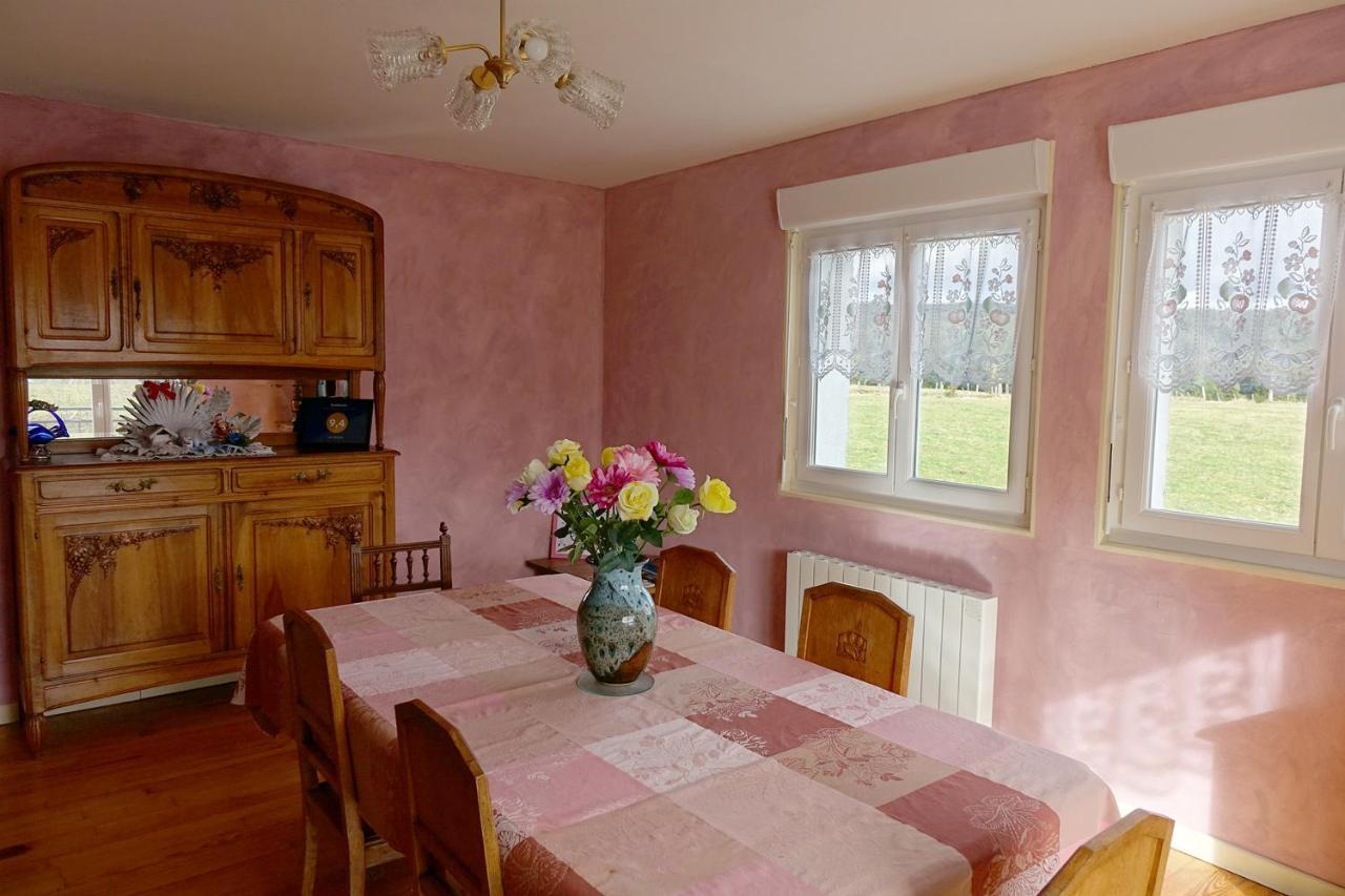 La Crova Villa Felines ภายนอก รูปภาพ